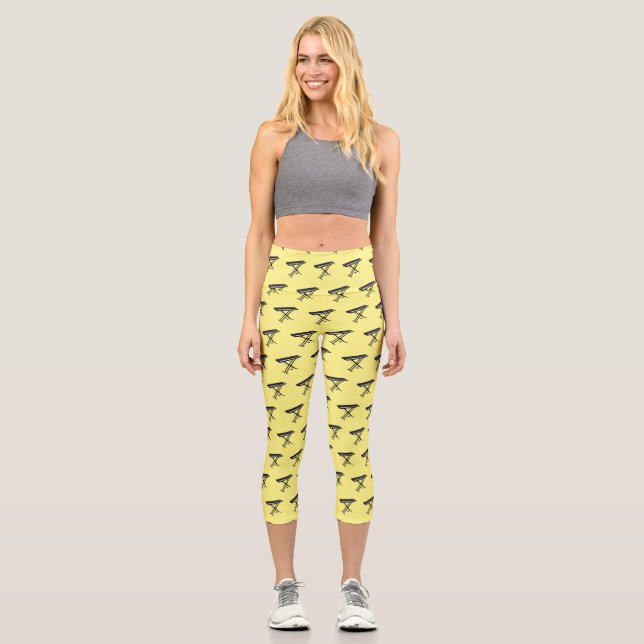 Keyboard piano cartoon illustration capri leggings (Front)