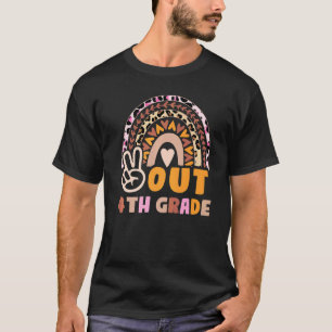 Kids 4th Grade Graduation 2022 Peace Out 4th Grade T-Shirt