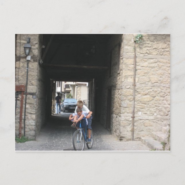 Kids on bikes postcard (Front)
