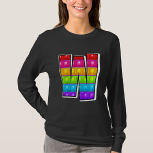 Kids W Cutest Capital Letter w Alphabet Funny Popp T-Shirt