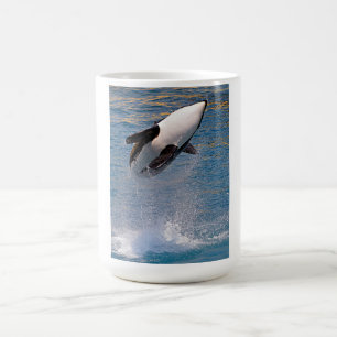 Killer whale jumping out of wate magic mug