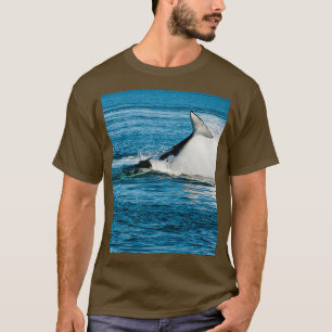 Killer whale orca jumping 20 T-Shirt
