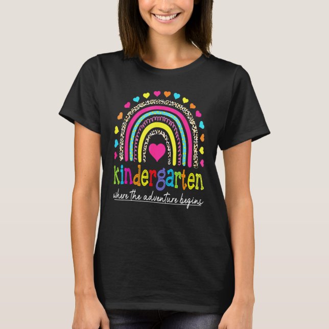 Kindergarten Rainbow Girls Boys Teacher Team Kinde T-Shirt (Front)