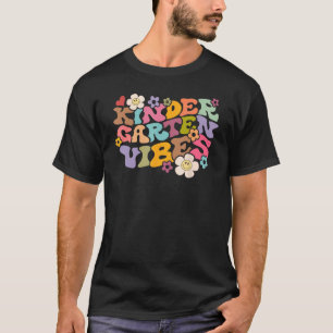 Kindergarten Vibes Back To School Teacher Retro Gr T-Shirt