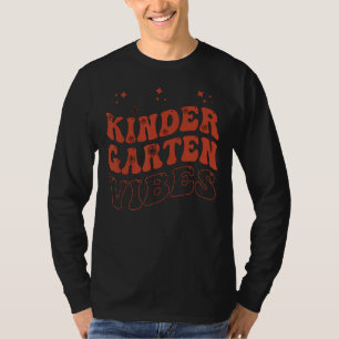 Kindergarten Vibes Groovy Vintage First Day Kinder T-Shirt