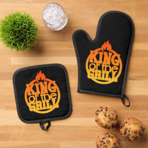 King of the Grill BBQ Quote  Oven Mitt & Pot Holder Set