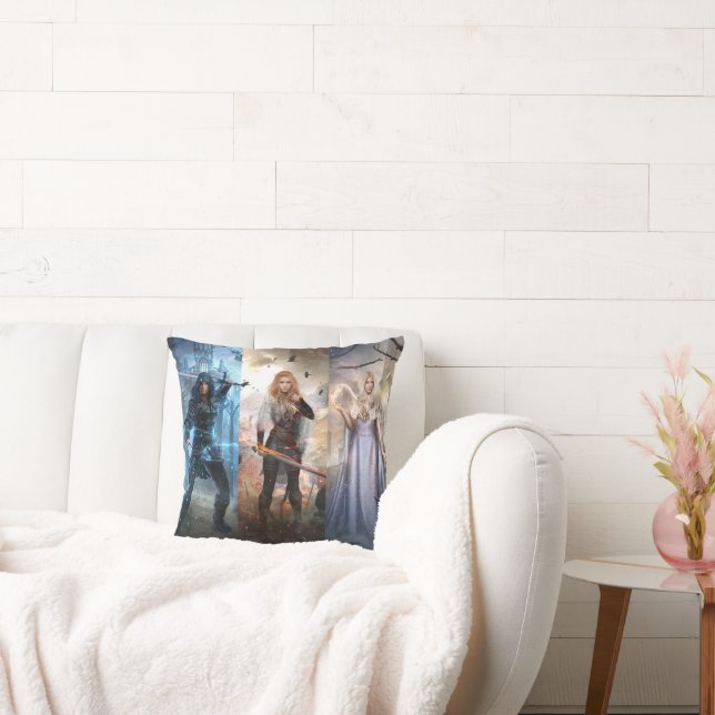 Kingsmen Chronicles Fantasy Art Throw Pillow (Couch)