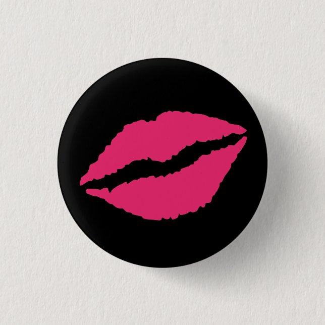 Kiss! 3 Cm Round Badge (Front)