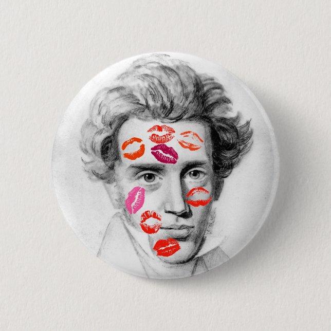 “KISS-COVERED KIERKEGAARD” 6 CM ROUND BADGE (Front)