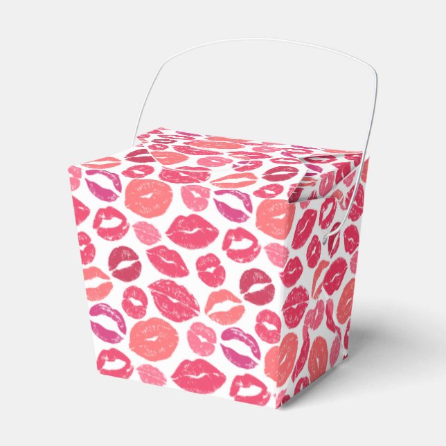 Kiss Lips Love Favour Box (Front Side)