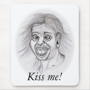 Kiss me! - Bleistiftzeichnung Mouse Mat