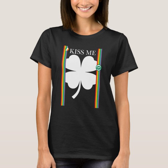 Kiss Me Cool C Leaf St Patrick's Day Irish Celebra T-Shirt (Front)