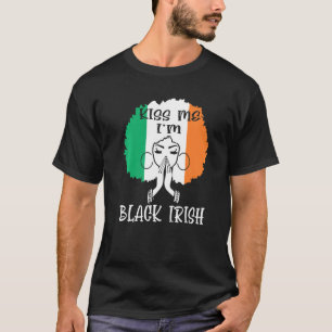 Kiss Me I M Black Irish St Patricks Day Black Wome T-Shirt