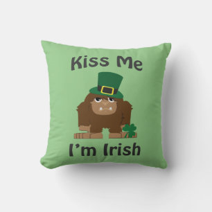 Kiss Me I'm irish Bigfoot Cushion