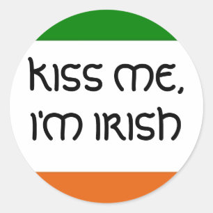 KISS ME, I'M IRISH CLASSIC ROUND STICKER