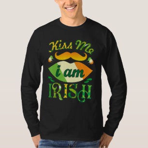 Kiss Me I'm Irish Funny Saint Patrick Day Men Wom T-Shirt