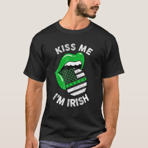 Kiss Me I'm Irish Green Lips American Flag St Patr T-Shirt