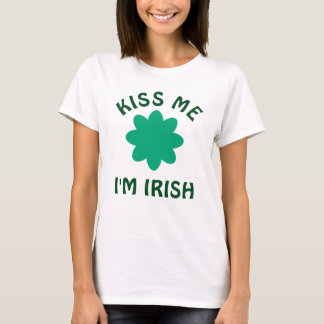 Kiss Me Im Irish Green Womens St. Patricks Day T-Shirt