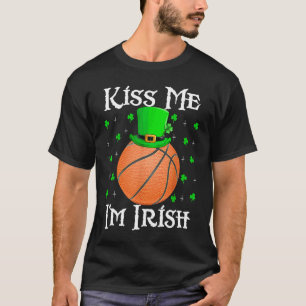 Kiss Me I'm Irish Leprechaun Hat Basketball St Pat T-Shirt