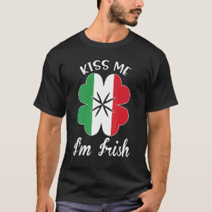 Kiss Me I'm Irish. Shamrock Clover Saint Patrick D T-Shirt