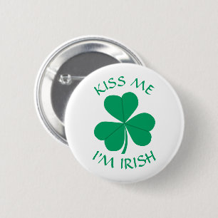 Kiss Me I'm Irish Shamrock St. Patrick's Day 6 Cm Round Badge