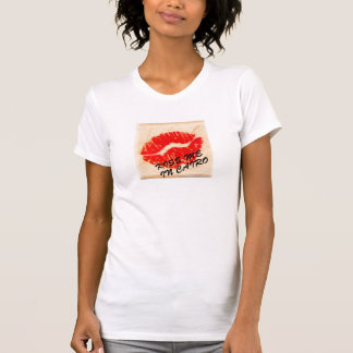 KISS ME IN CAIRO T-Shirt