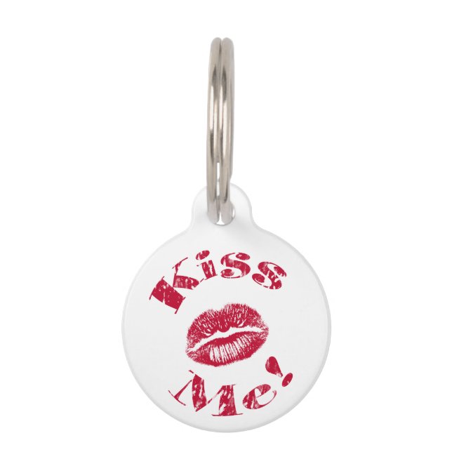 Kiss Me! Red Lips Pet Tag (Front)