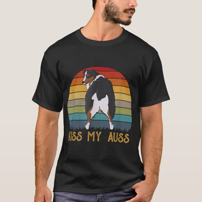 Kiss My Auss Funny Aussie Mum Aussie Owner Retro S T-Shirt (Front)
