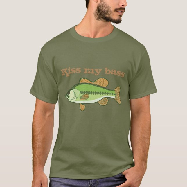 "Kiss my bass" funny fishing T-Shirt (Front)