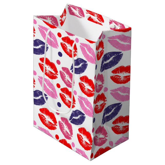 Kisses Gift Bag (Front Angled)
