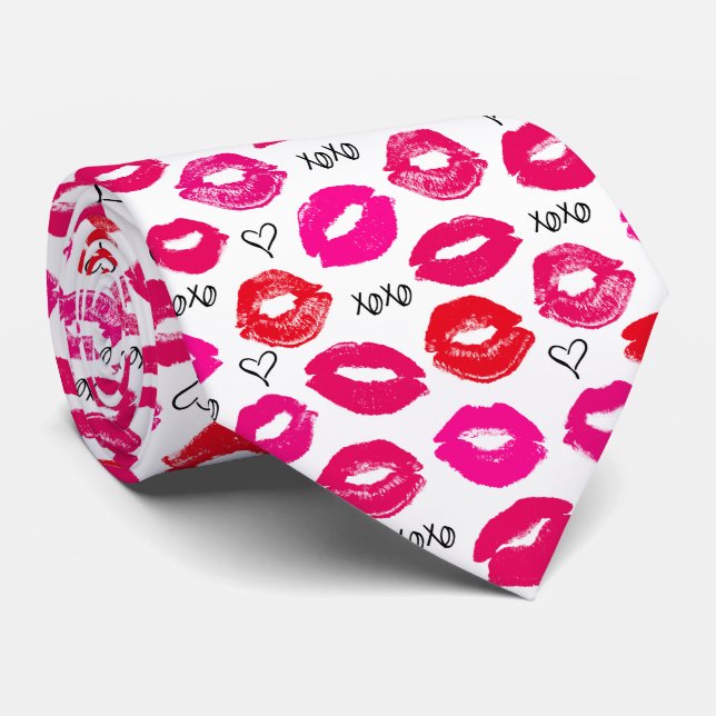 Kisses XOXO Red and Pink Tie (Rolled)