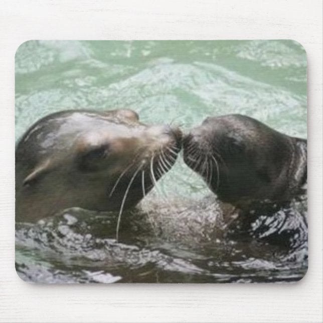 Kissing Mum Mouse Mat (Front)