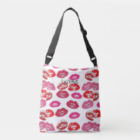 Kissing Red lips Thunder_Cove