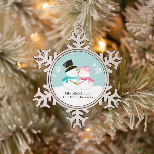 Kissing Snowmen Newlyweds First Christmas Snowflake Pewter Christmas Ornament (Tree)