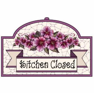 "Kitchen Closed" - Decorative Sign - 05 Standing Photo Sculpture