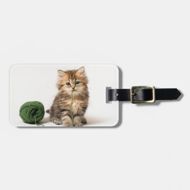 Kitten With Green Yarn Luggage Tag (Front Horizontal)