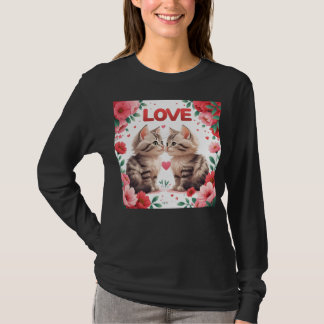 Kittens in love a sweet love T-Shirt