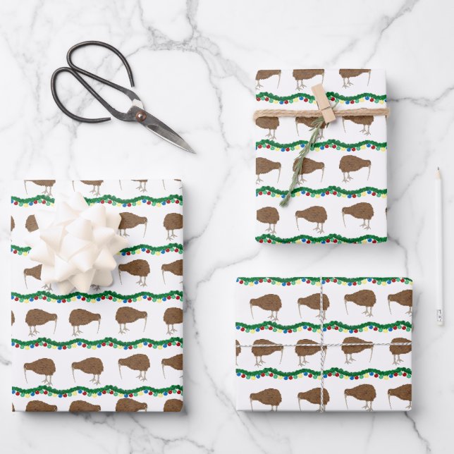 Kiwi Holiday Wrapping Paper Flat Sheet Set of 3 (Front)