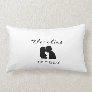 Klaroline Pillow