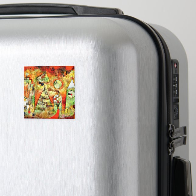 Klee - Fateful Hour at Quarter to Twelve OtterBox  Magnet (In Situ (Luggage))