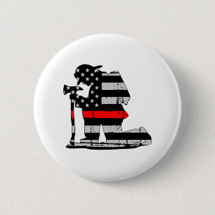 Kneeling Firefighter Thin Red Line 6 Cm Round Badge