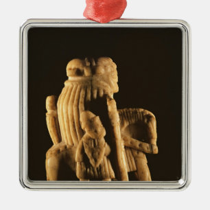 Knight chess piece metal tree decoration