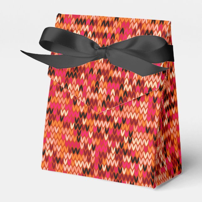 Knitted abstract Scandinavian pattern in red shade Favour Box (Front Side)