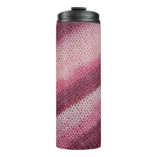 Knitted fabric texture, purple-pink abstract. thermal tumbler