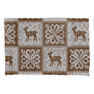 Knitted winter deers: vintage pattern. pillowcase
