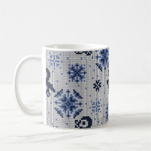 Knitted Winter Penguins Decorative Pattern Coffee Mug