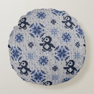 Knitted Winter Penguins Decorative Pattern Round Cushion
