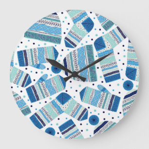Knitted Winterwear: Cosy Seamless Pattern. Large Clock