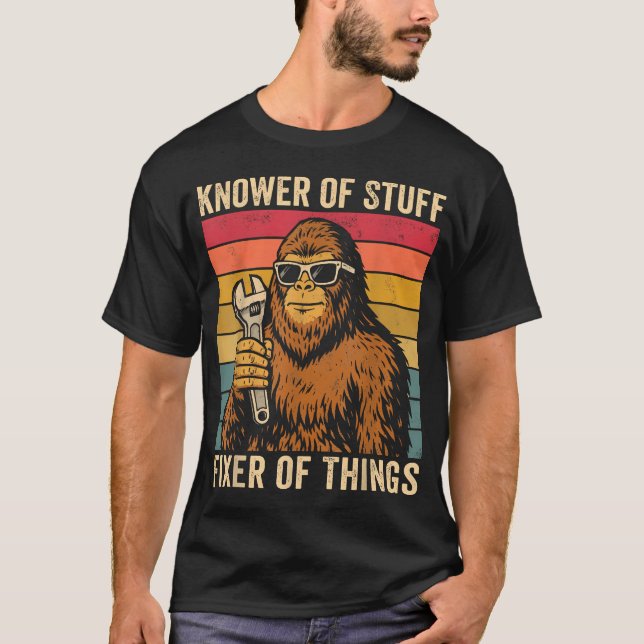 Knower Of Stuff Fixer Of Things Mechanic Dad T-Shirt (Front)
