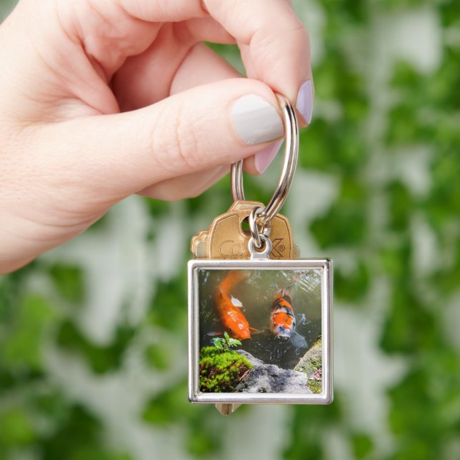 Koi fish in a pond key ring (Hand)